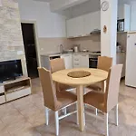 Lucija Apartamento *