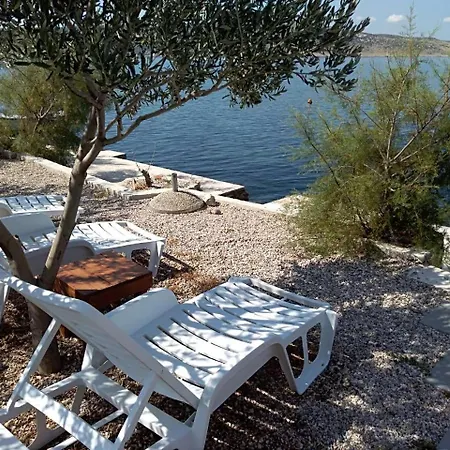 Apartment Lucija *